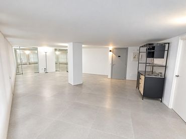 Oficina amb ascensor de lloguer a Centre