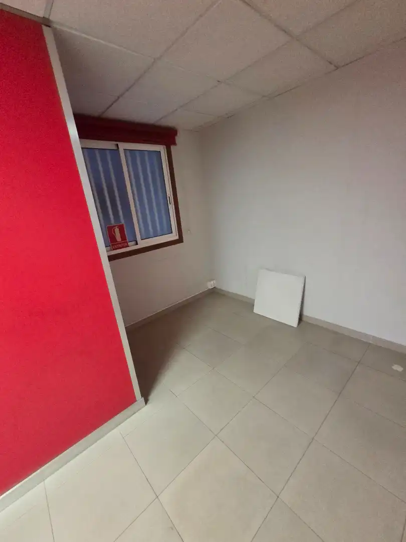 Dormitori de Oficina de lloguer en Vigo 