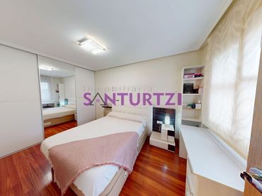 Flat with lift for sale in Las Viñas