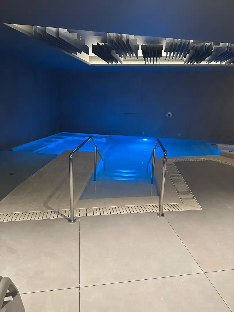 Swimming pool of Flat for sale in Marbella  with Air Conditioner, Terrace and Internet