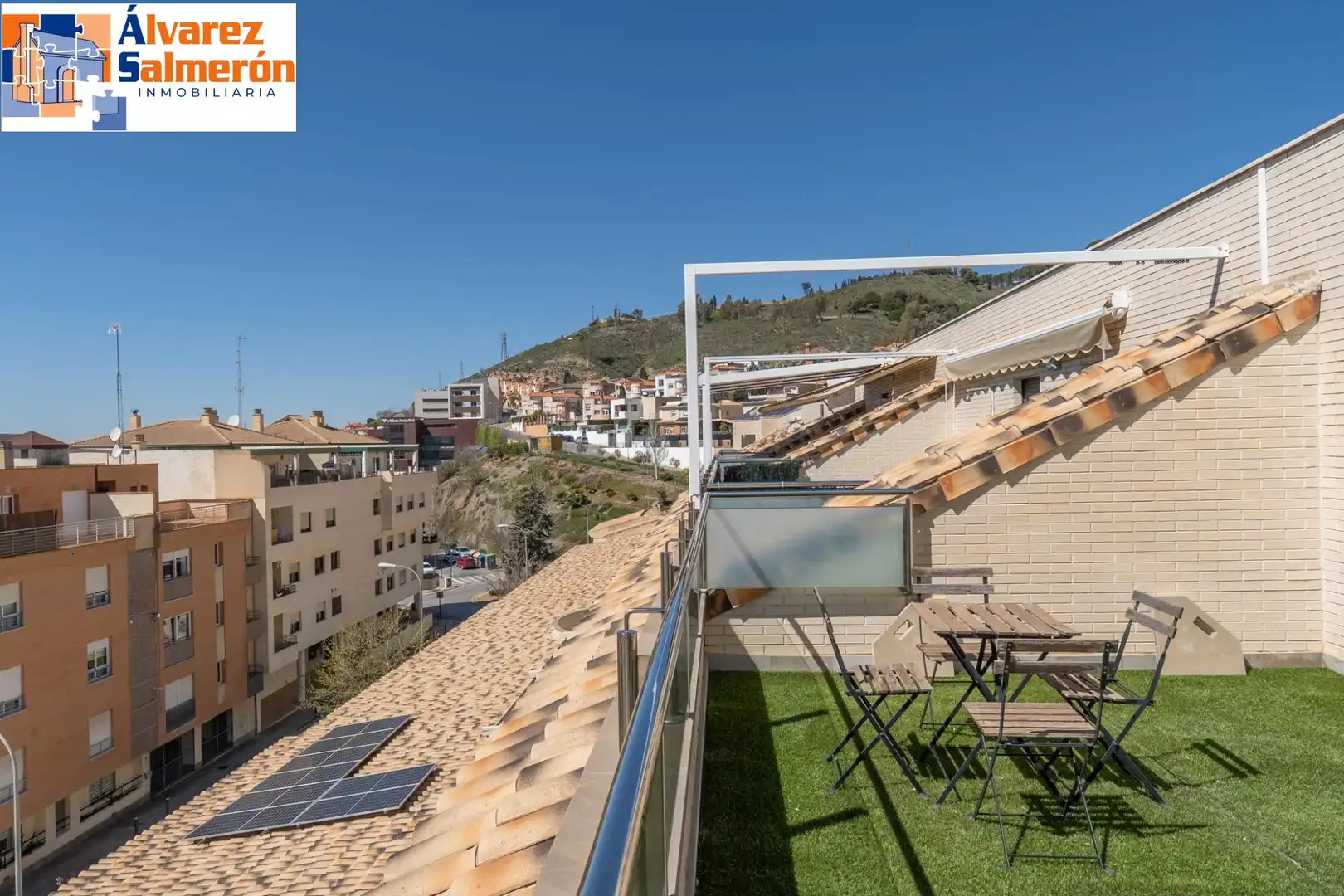 Terraza de Casa adosada en venta en Granada con Aire acondicionado y Terraza