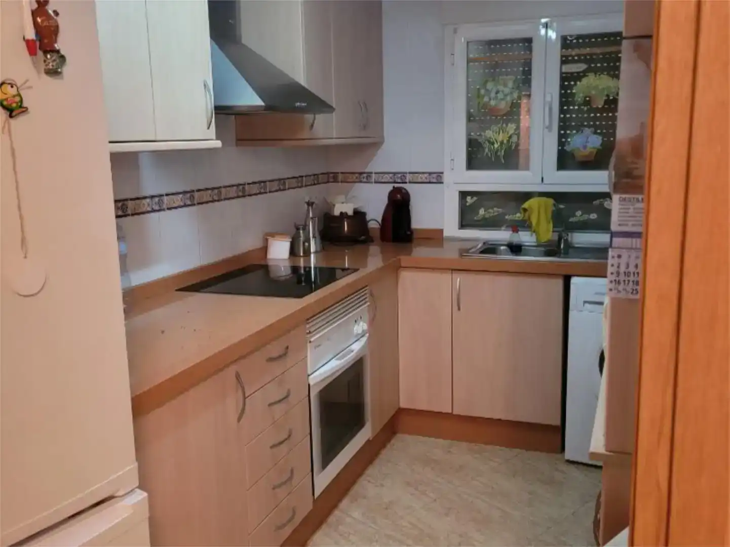 Cocina de Piso en venta en Salvacañete con Parquet, Trastero y Amueblado