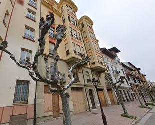 Vista exterior de Apartament de lloguer en Burgos Capital amb Balcó