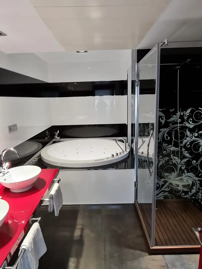 Bathroom of Flat for sale in Murcia  with Air Conditioner, Heating and Storage room