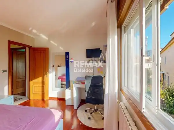 Dormitori de Pis en venda en Redondela amb Calefacció, Terrassa i Traster