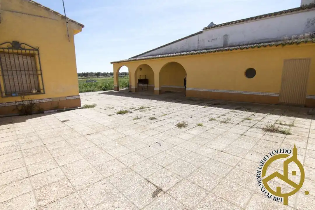 Vista exterior de Residencial en venta en Guadamur