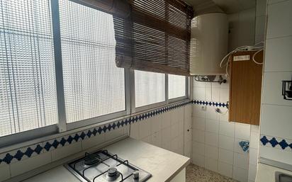 Kitchen of Flat for sale in  Sevilla Capital