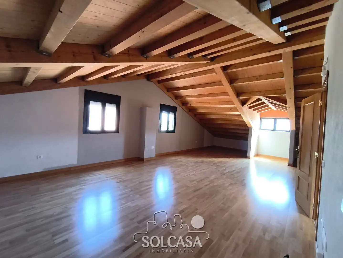 Sala de estar de Casa o chalet en venta en Renedo de Esgueva con Calefacción, Jardín privado y Parquet