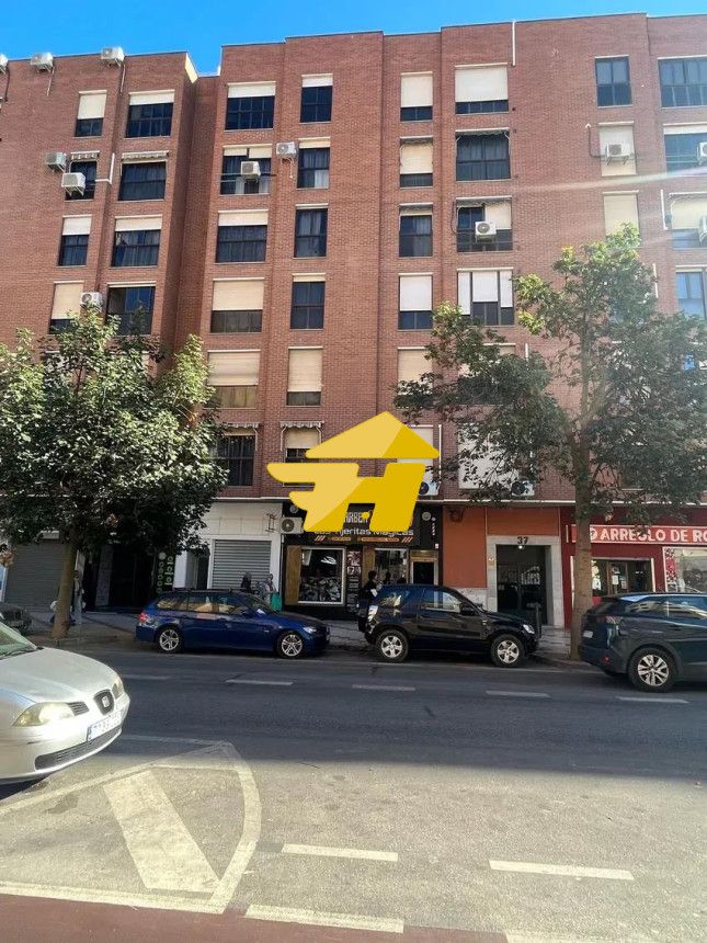 Vista exterior de Piso de alquiler en Málaga Capital