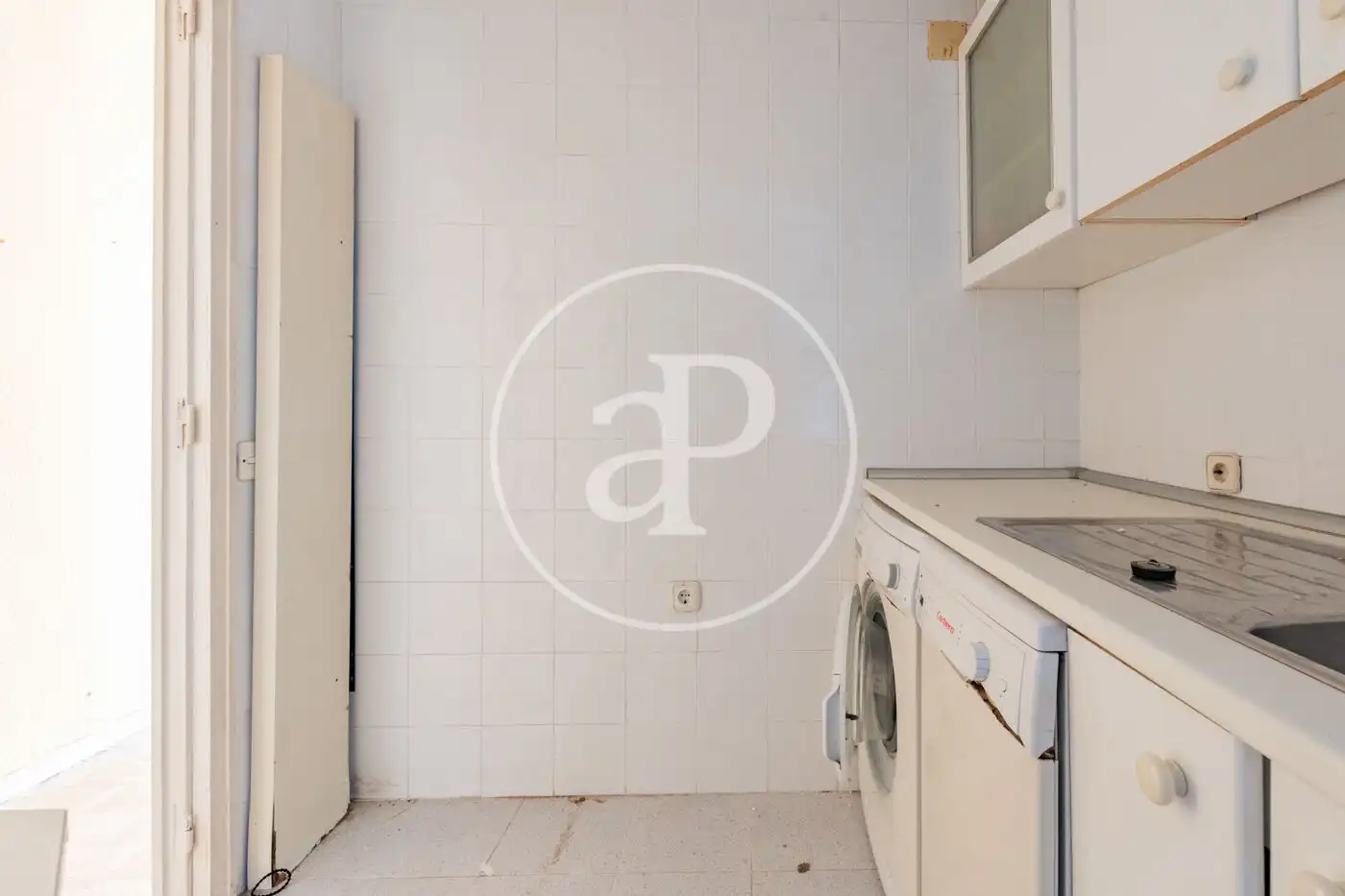 Cocina de Piso en venta en Madrid con Calefacción, Terraza y Balcón