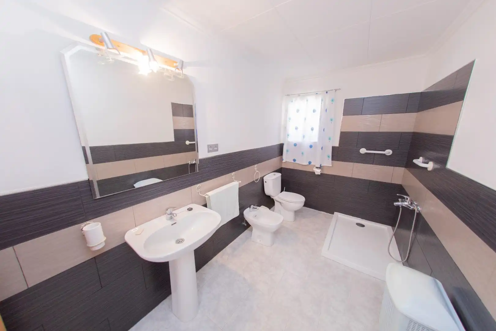 Bathroom of Houses for sale in Lorca  with Private garden and Storage room