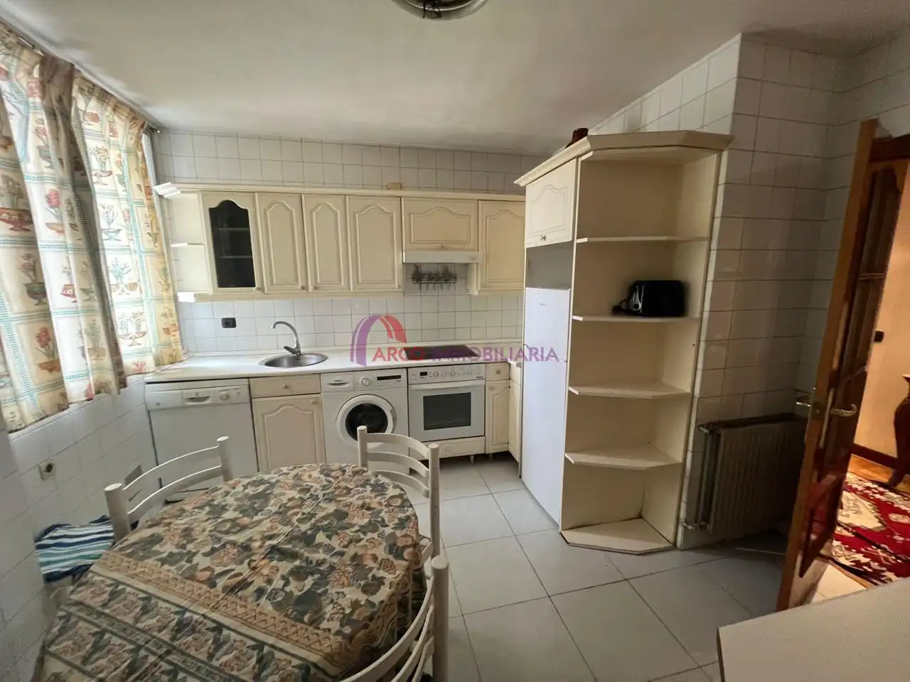 Cuina de Pis en venda en Burgos amb Calefacció