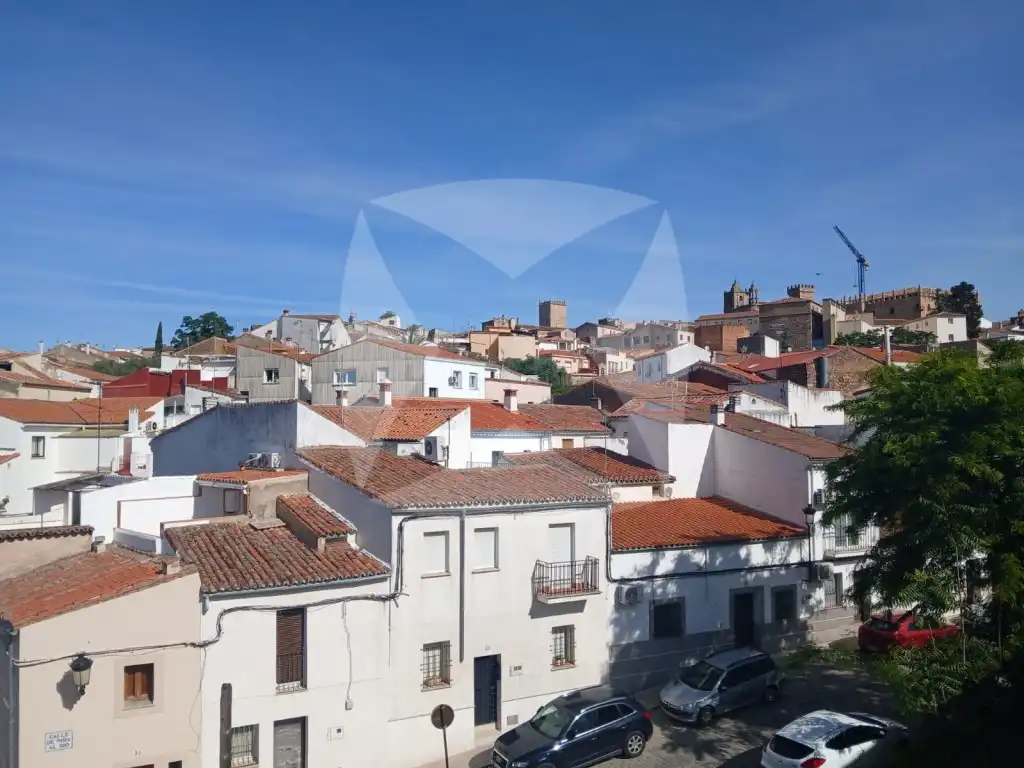 Vista exterior de Pis de lloguer en Cáceres amb Aire condicionat i Terrassa