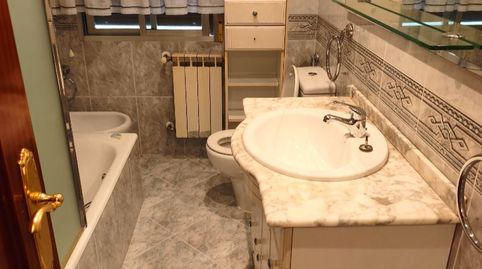Foto 3 de Piso en venta en Santainés Kalea, 12, Eibar, Gipuzkoa