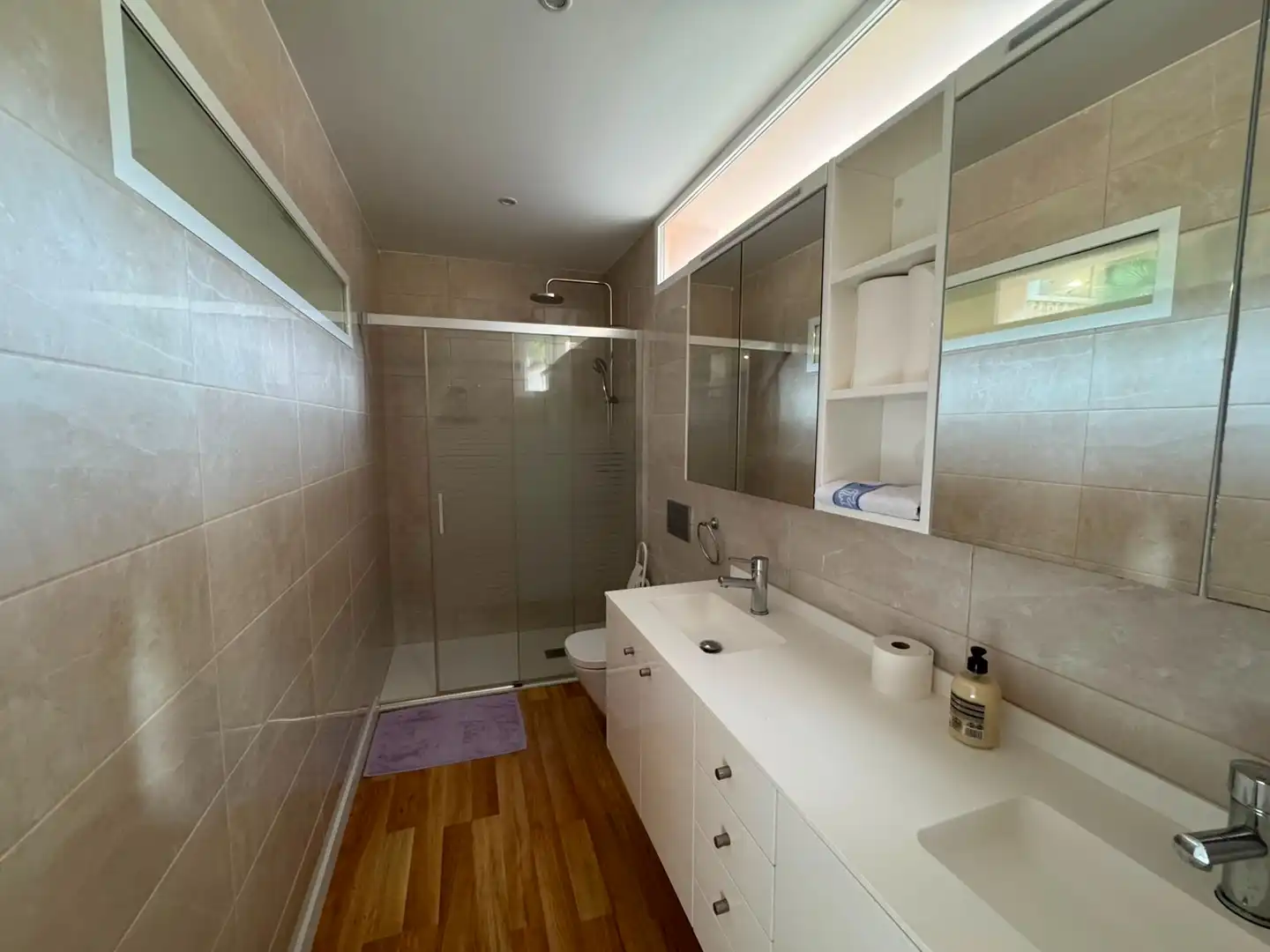 Baño de Casa o chalet en venta en El Campello con Aire acondicionado, Calefacción y Jardín privado