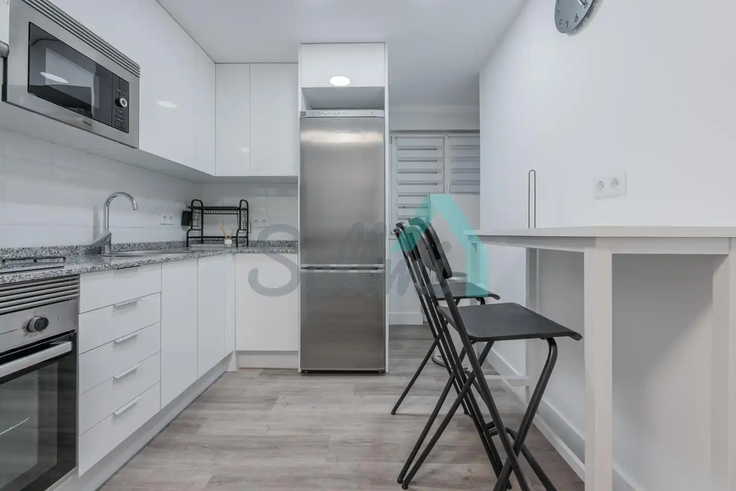 Cocina de Piso para compartir en Oviedo  con Calefacción y Amueblado