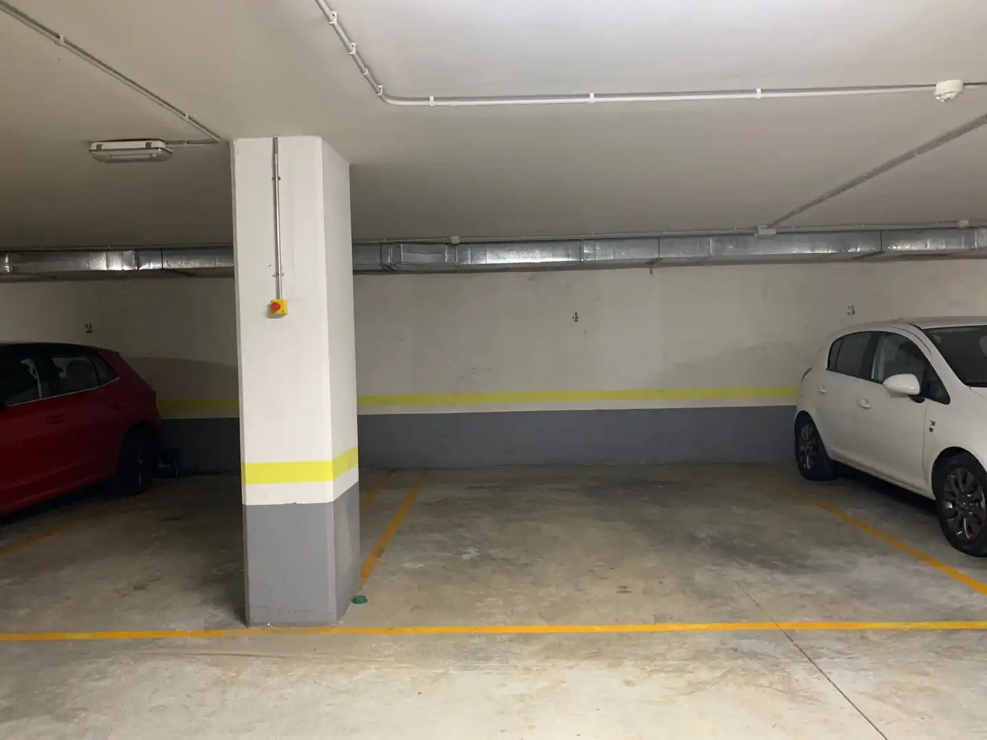 Aparcament de Pis en venda en Ferrol amb Calefacció i Terrassa