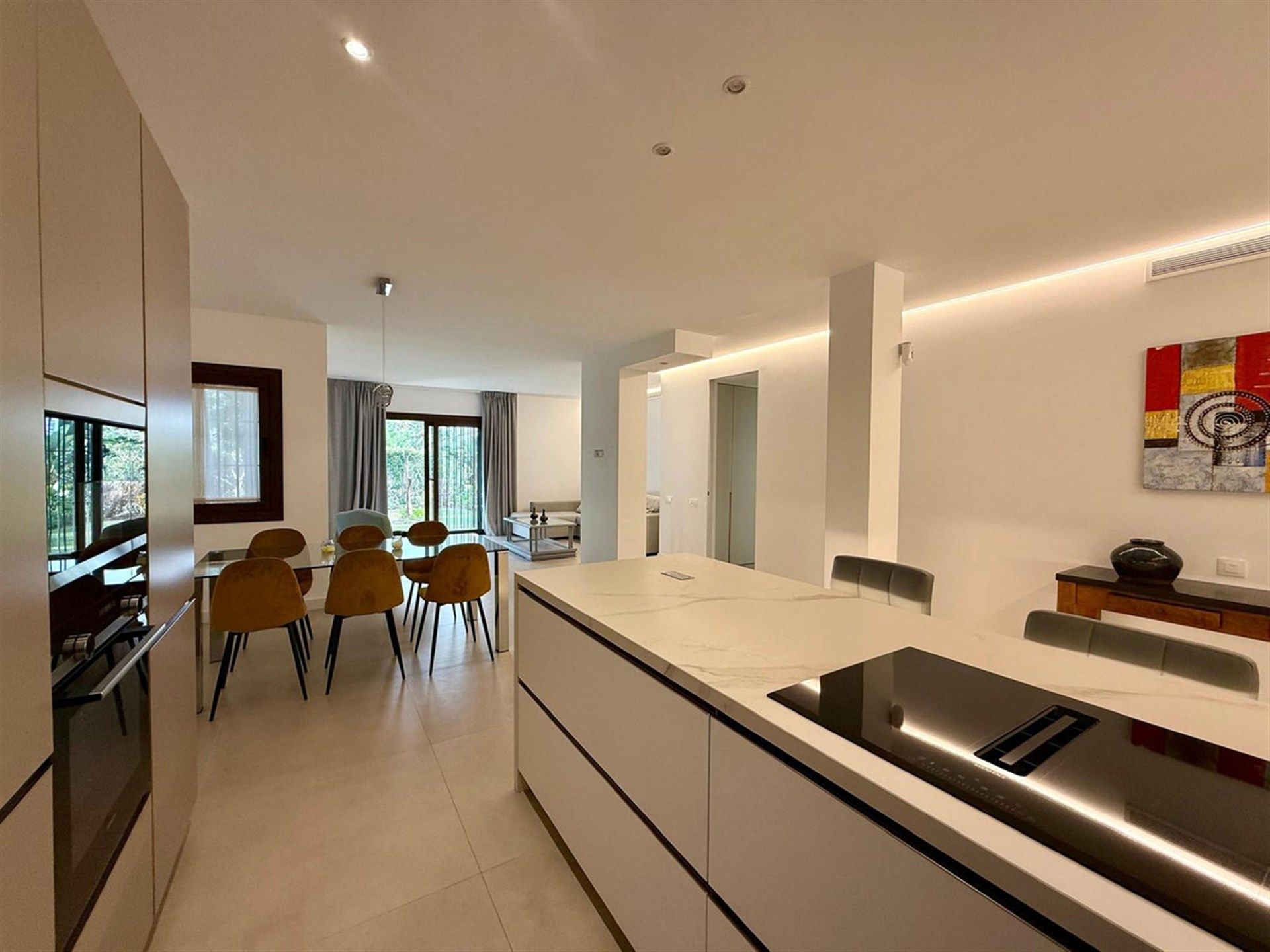 Cuina de Apartament en venda en Marbella amb Aire condicionat