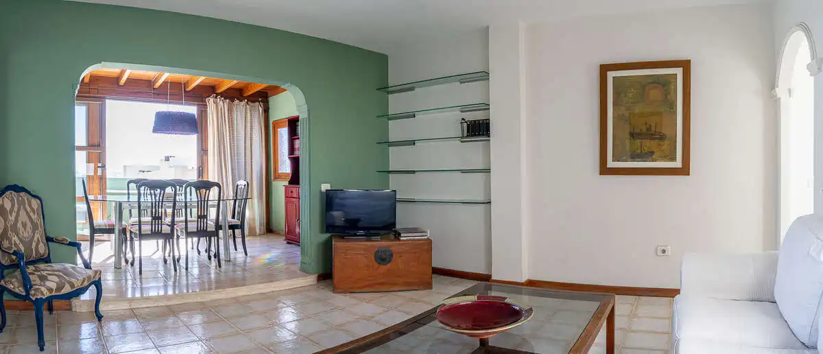 Living room of Flat for sale in Arrecife  with Terrace and Furnished