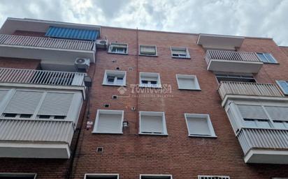 Exterior view of Flat for sale in  Madrid Capital  with Air Conditioner, Heating and Terrace