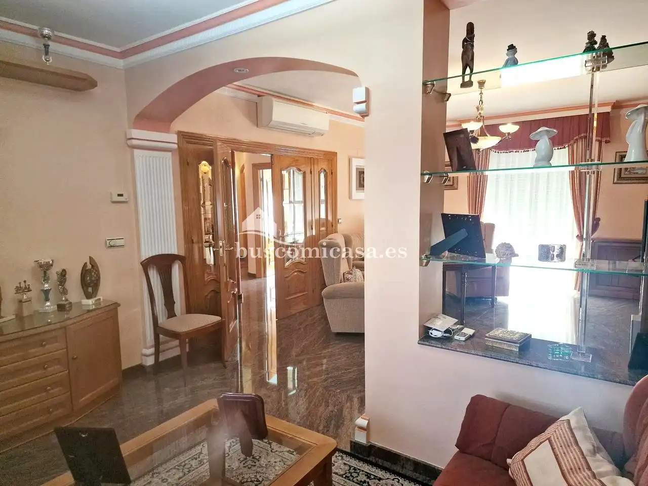 Casa adosada en venda en Torredelcampo amb Aire condicionat, Calefacció i Jardí privat