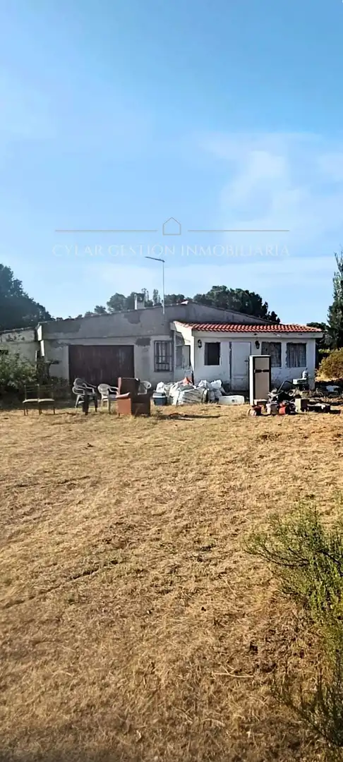 Casa o xalet en venda en Valdunciel amb Calefacció i Jardí privat