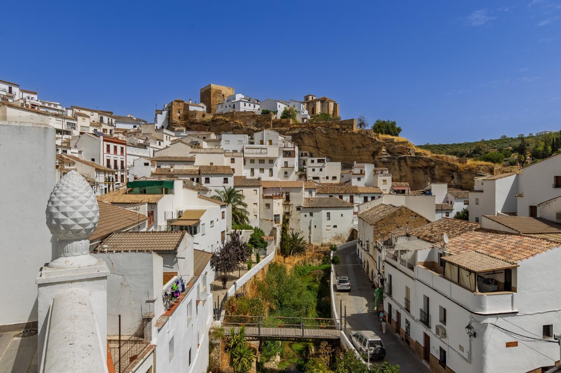 Vista exterior de Casa o xalet en venda en Setenil de las Bodegas