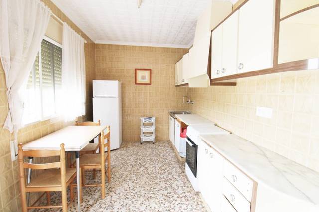 Casa-chalet en Venta en Purias