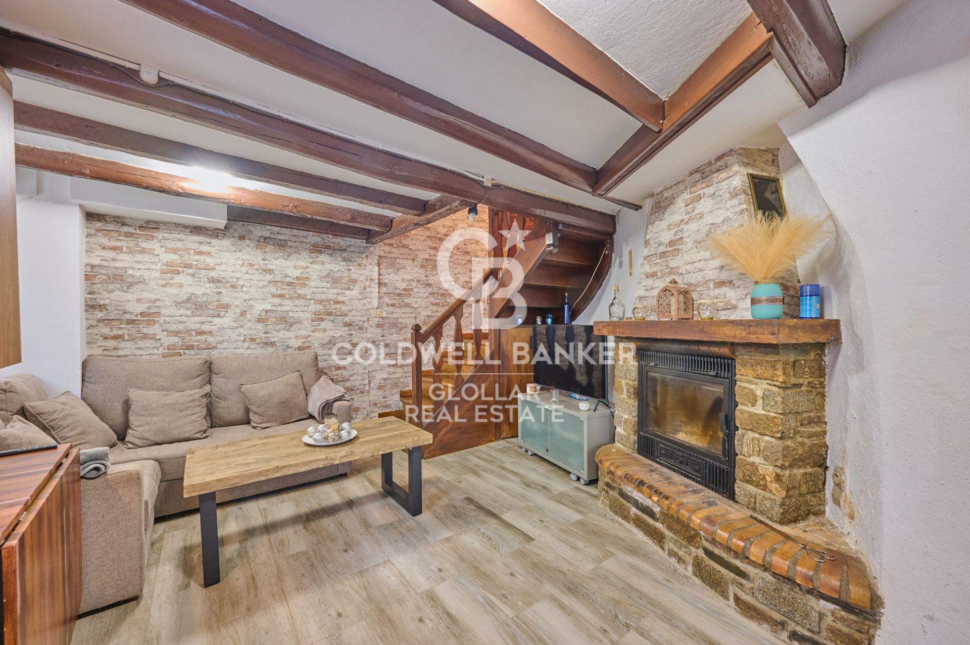 Sala d'estar de Finca rústica en venda en Latour - de - Carol amb Calefacció i Parquet