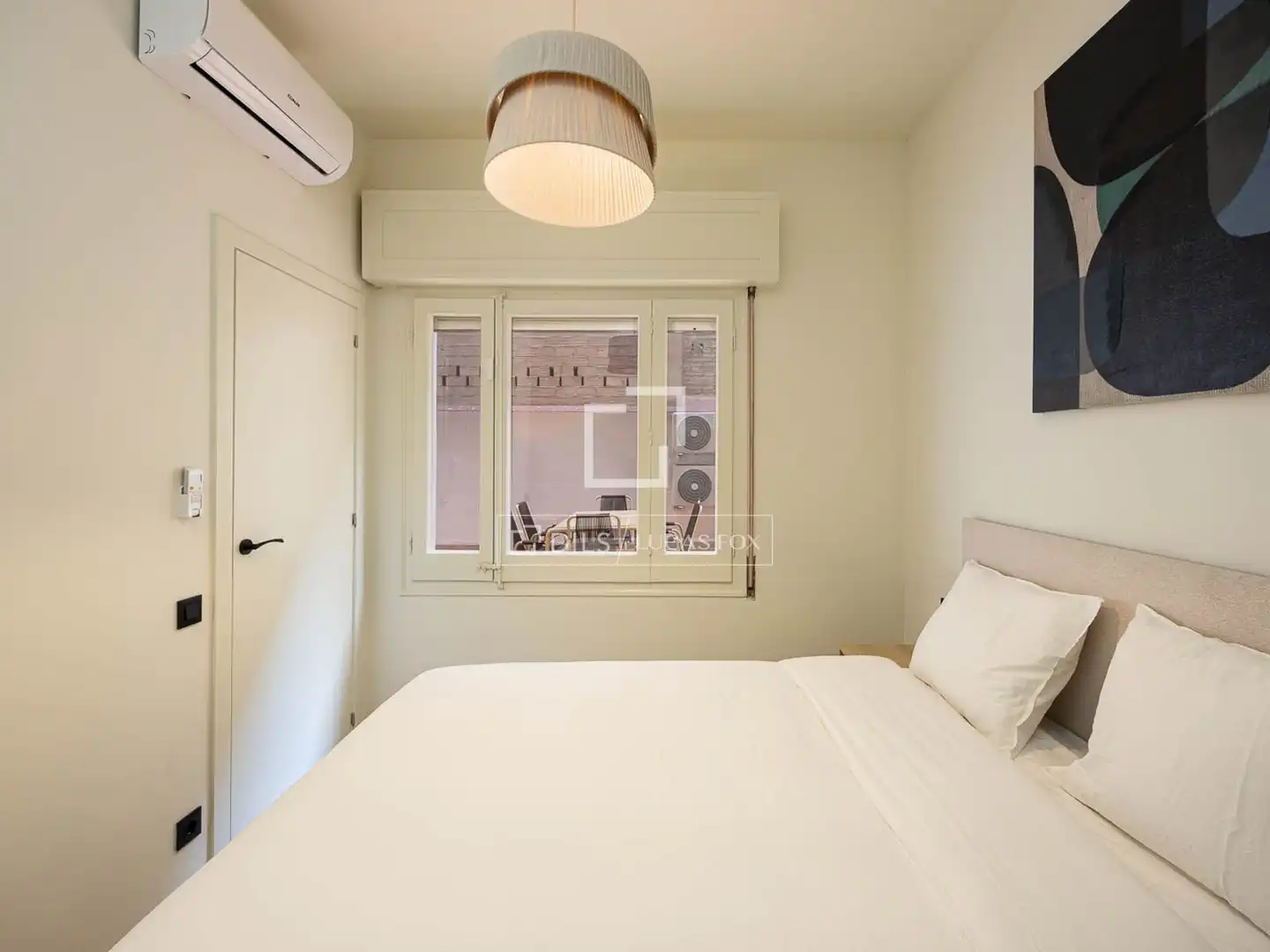 Habitación de Piso en venta en Barcelona con Aire acondicionado, Terraza y Amueblado