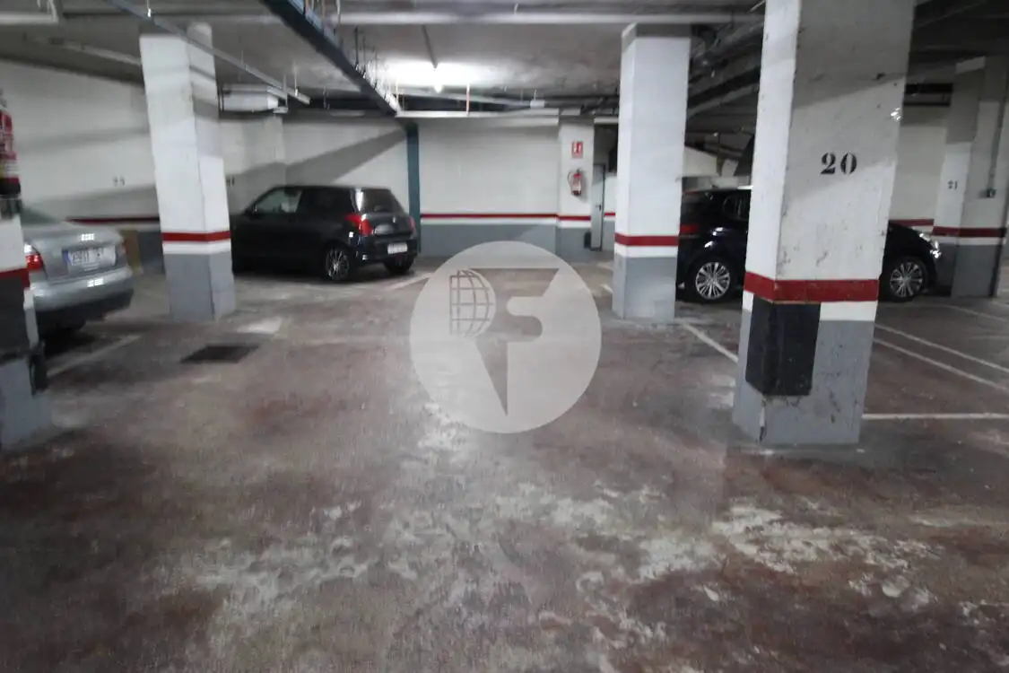 Parcheggio in vendita a Eixample, imagen 8