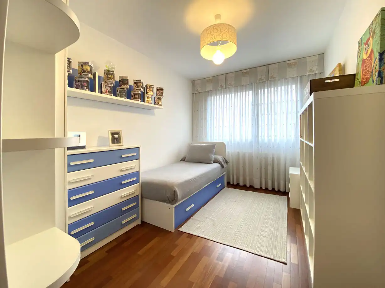 Bedroom of Flat for sale in Vitoria - Gasteiz  with Heating, Parquet flooring and Terrace