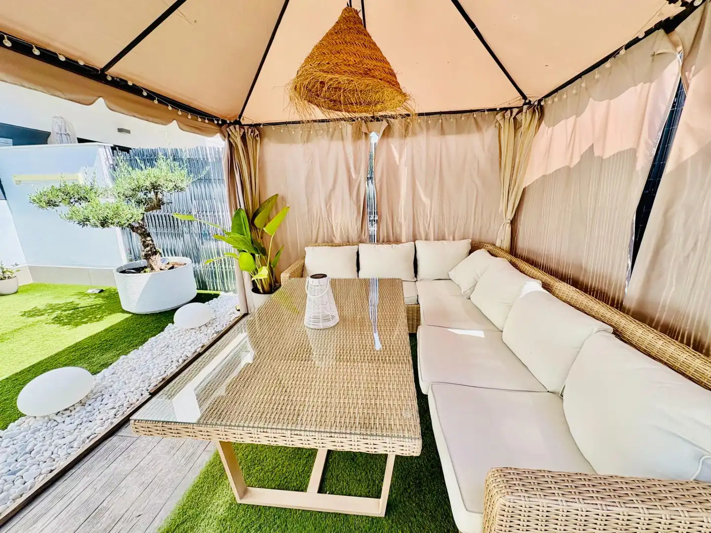 Terraza de Planta baja de alquiler en Vélez-Málaga con Aire acondicionado, Calefacción y Jardín privado
