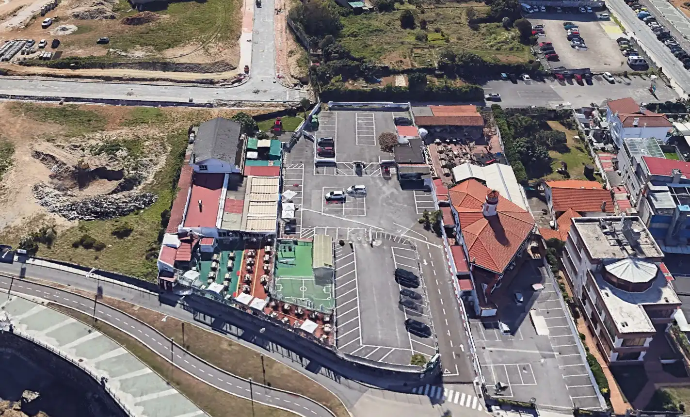 Aparcament de Residencial en venda en Gijón 