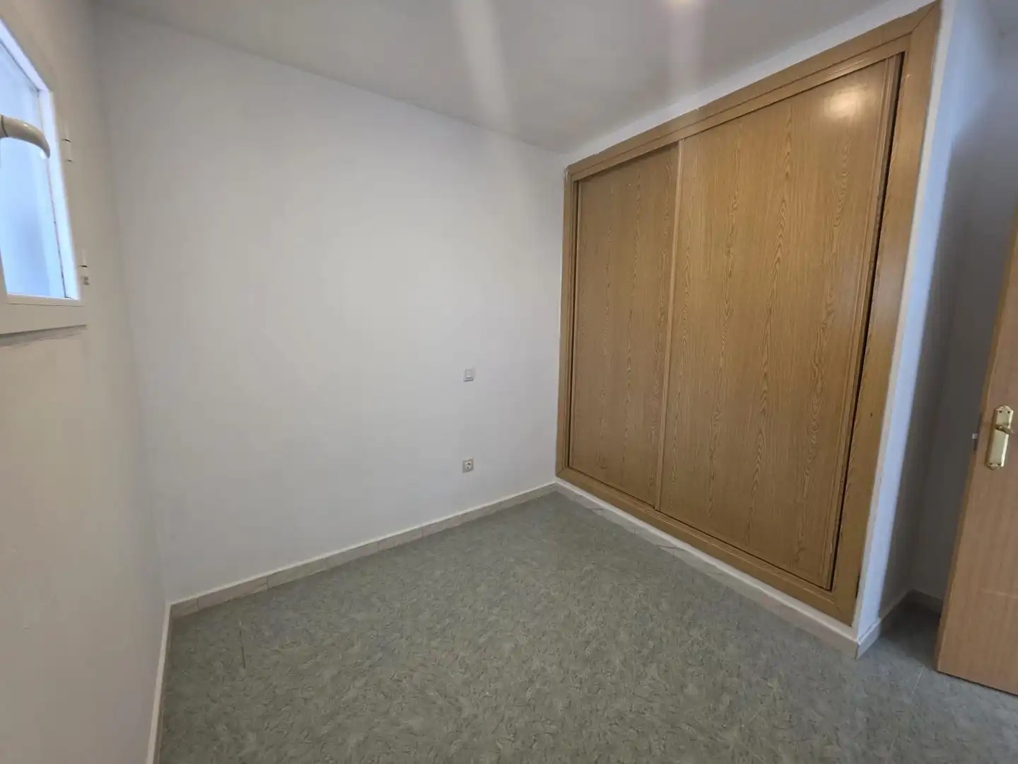 Habitación de Apartamento de alquiler en Pedrezuela con Calefacción y Amueblado