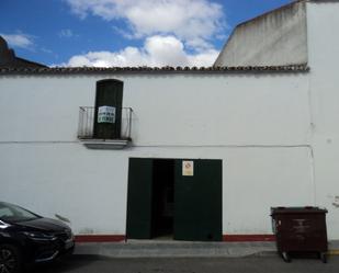 Vista exterior de Garatge en venda en Azuaga