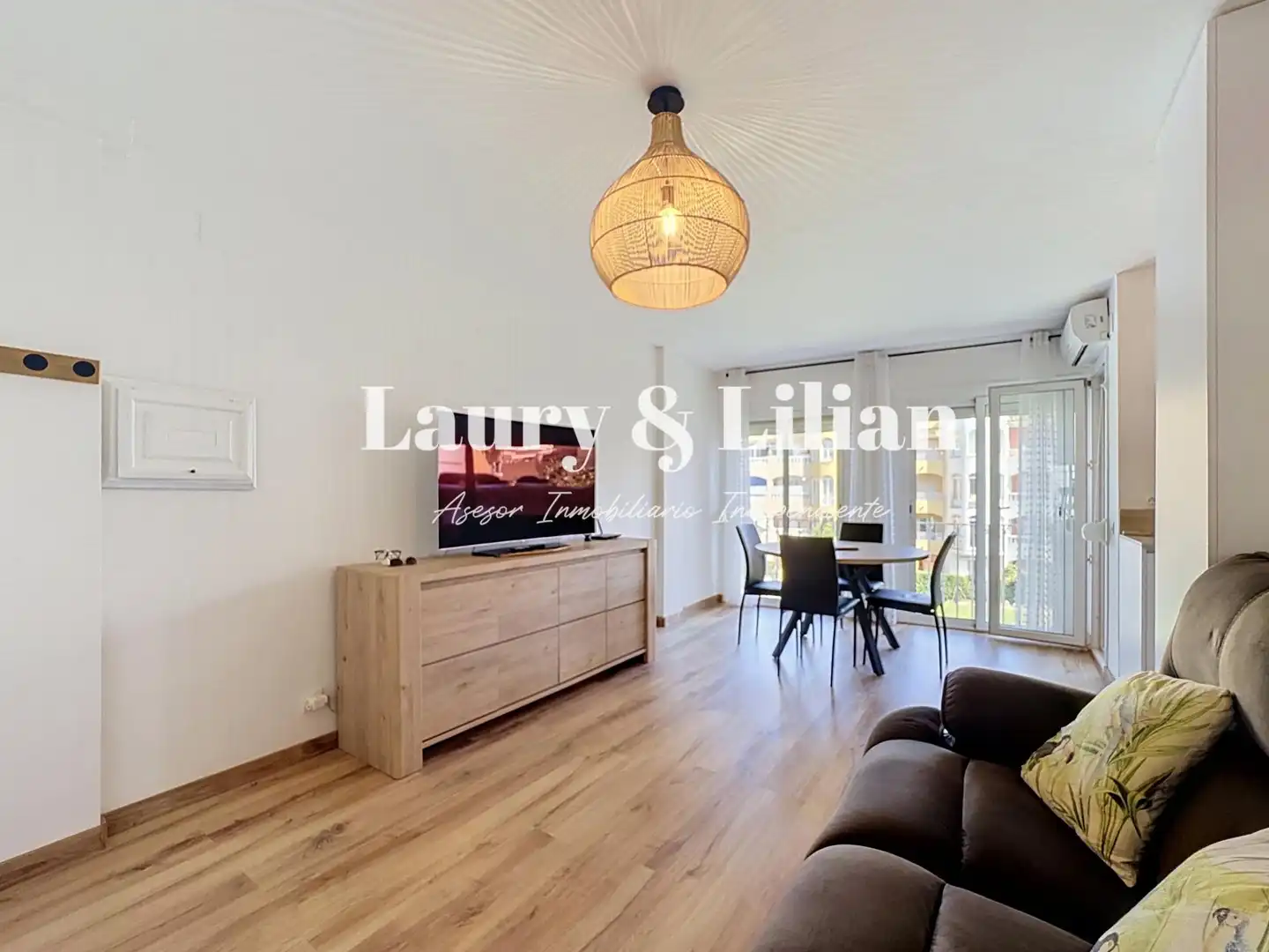 Sala de estar de Apartamento en venta en Empuriabrava con Aire acondicionado, Calefacción y Terraza