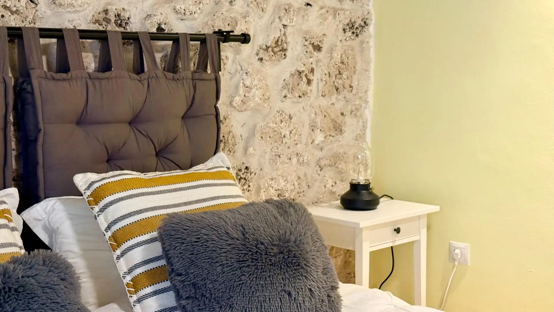 Habitación de Casa o chalet en venta en Cozuelos de Fuentidueña con Alarma