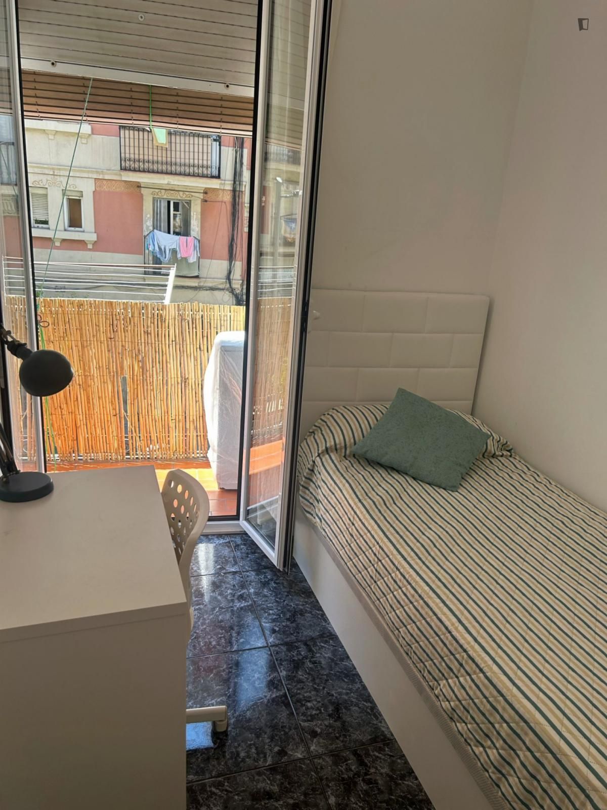 Apartament per a compartir a El Poble Sec - Parc de Montjuïc