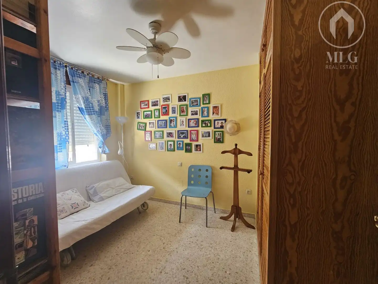 Habitación de Casa adosada en venta en Alhaurín de la Torre con Aire acondicionado y Amueblado