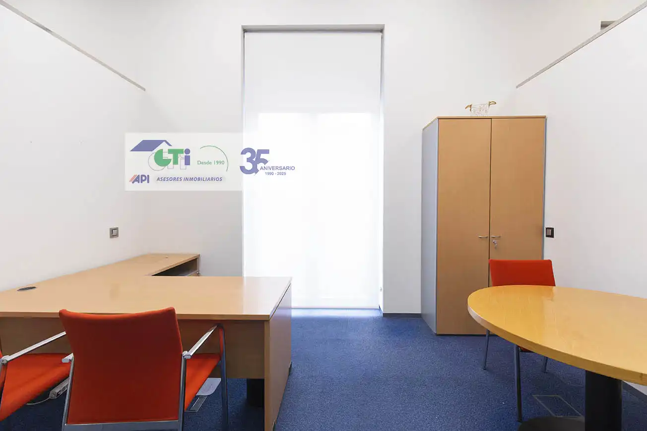 Office space to rent in COSO, imagen 34