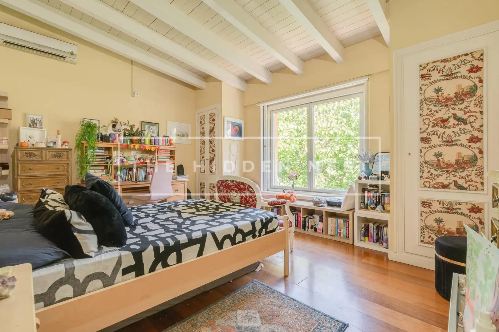 Dormitori de Casa o xalet en venda en Sant Cugat del Vallès amb Aire condicionat, Calefacció i Jardí privat