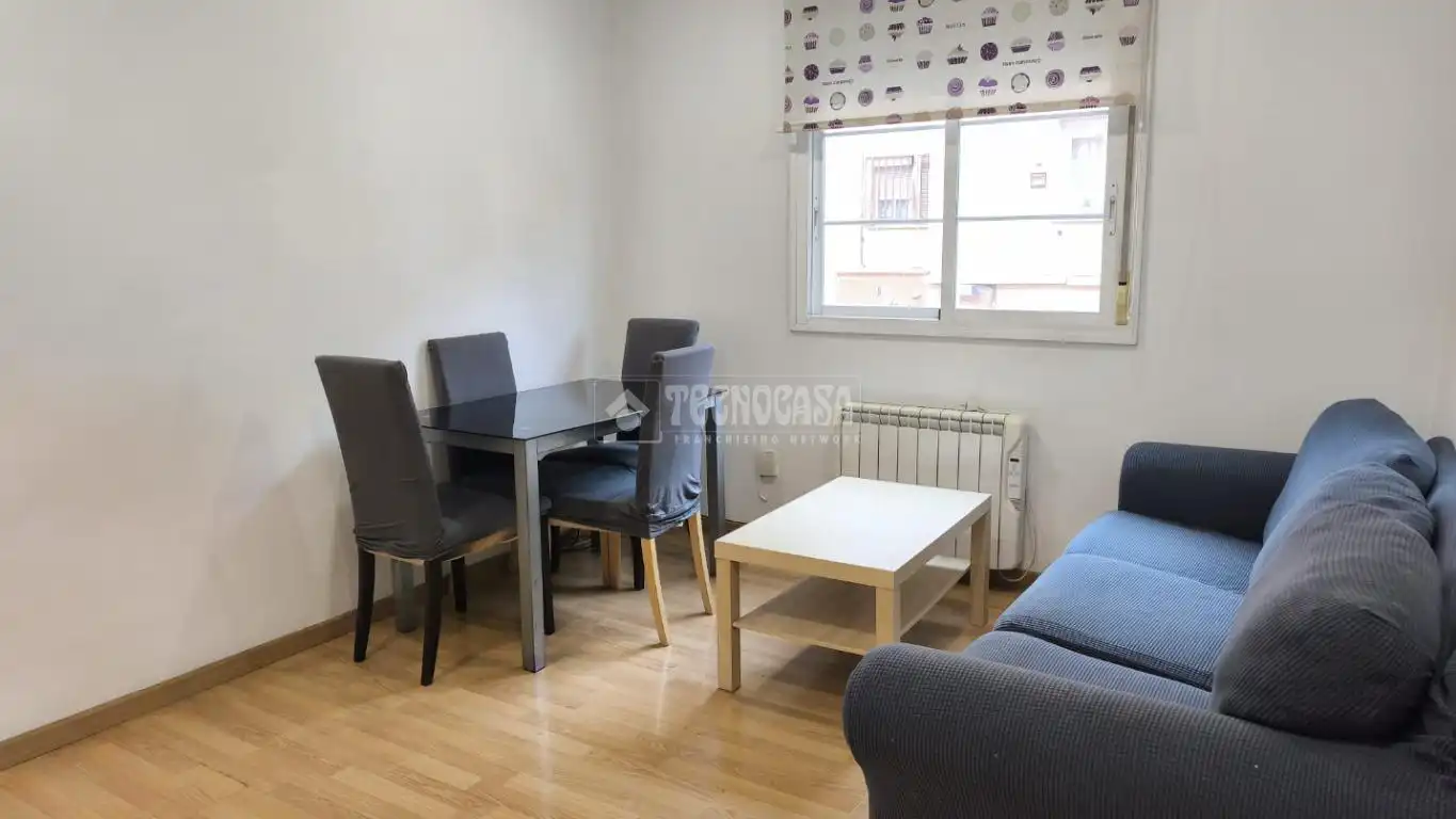 Wohnzimmer von Wohnung zum Verkauf in Madrid mit Klimaanlage und Balkon
