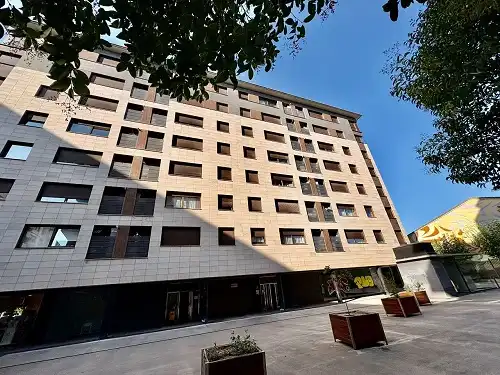 Flat with terrace for sale in Paseo Josefa Ardanaz 3, imagen 2