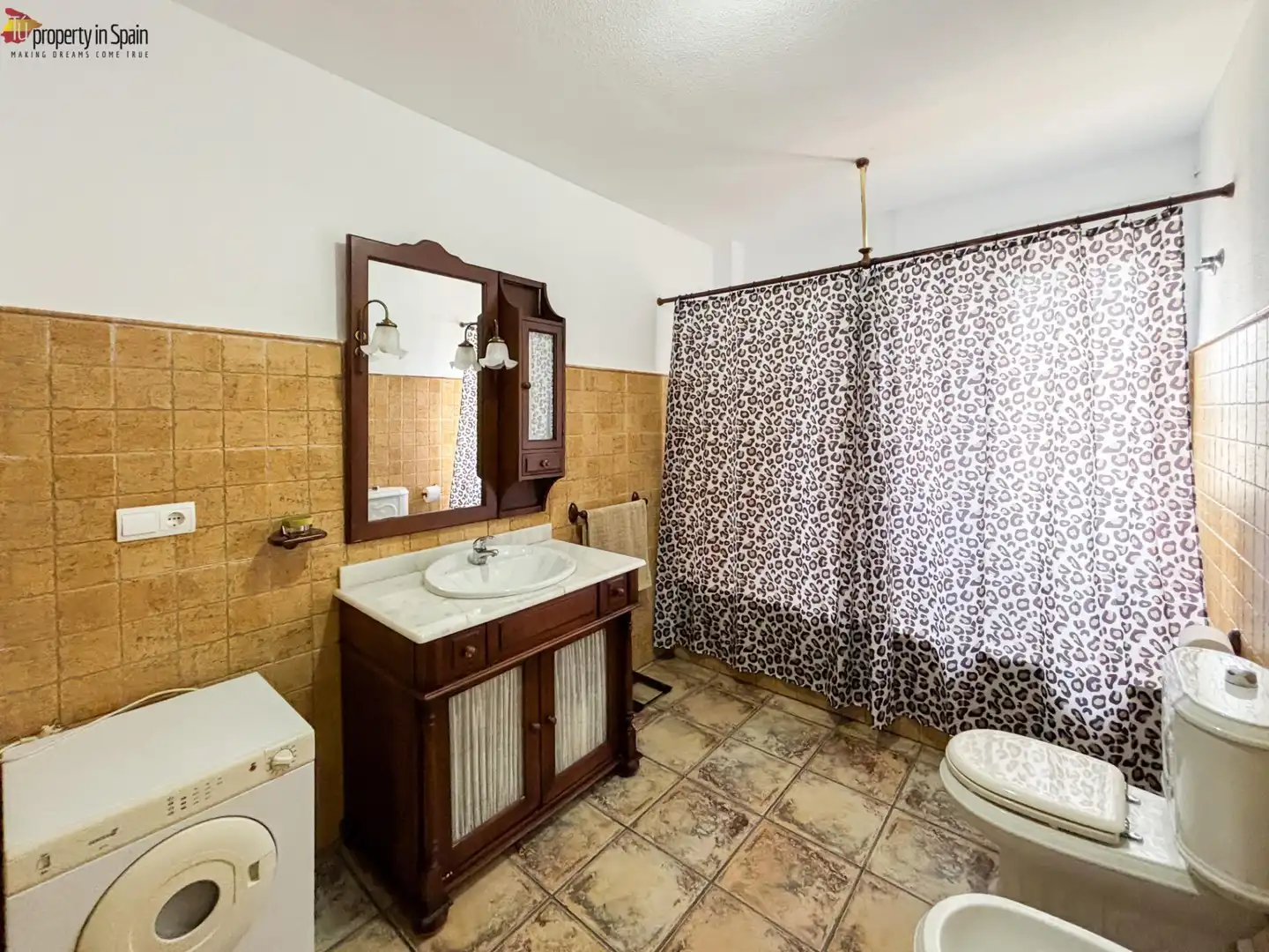 Bany de Casa o xalet de lloguer en Alicante / Alacant amb Jardí privat, Traster i Piscina