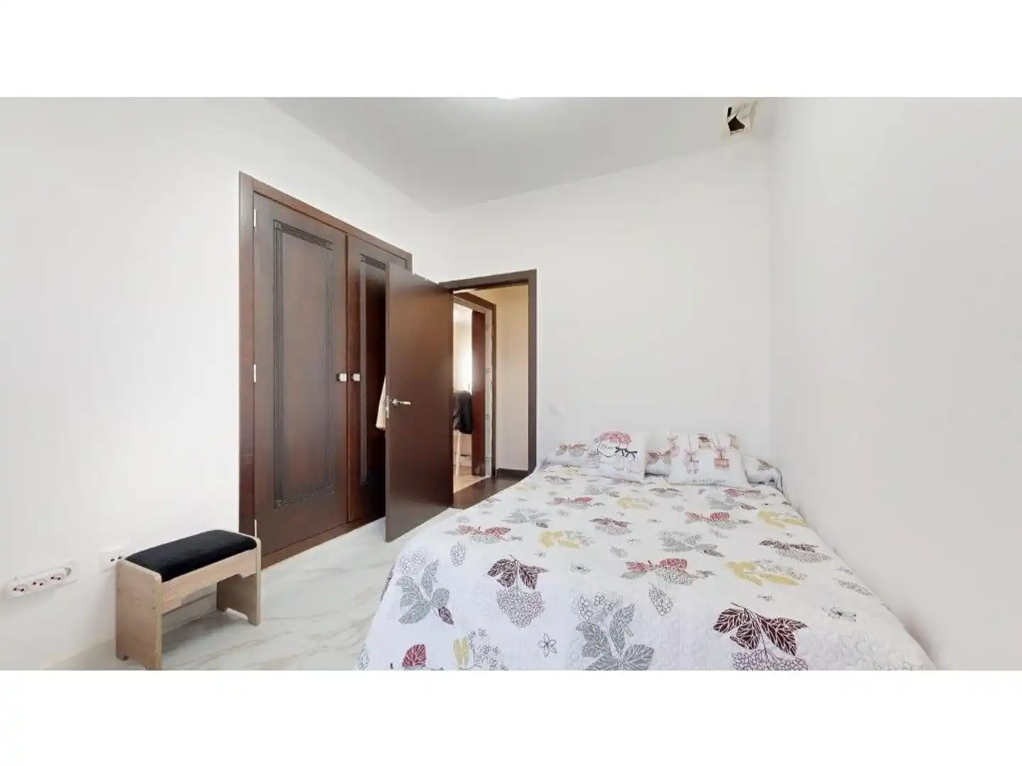 Habitación de Casa o chalet en venta en Chiva con Jardín privado, Terraza y Trastero