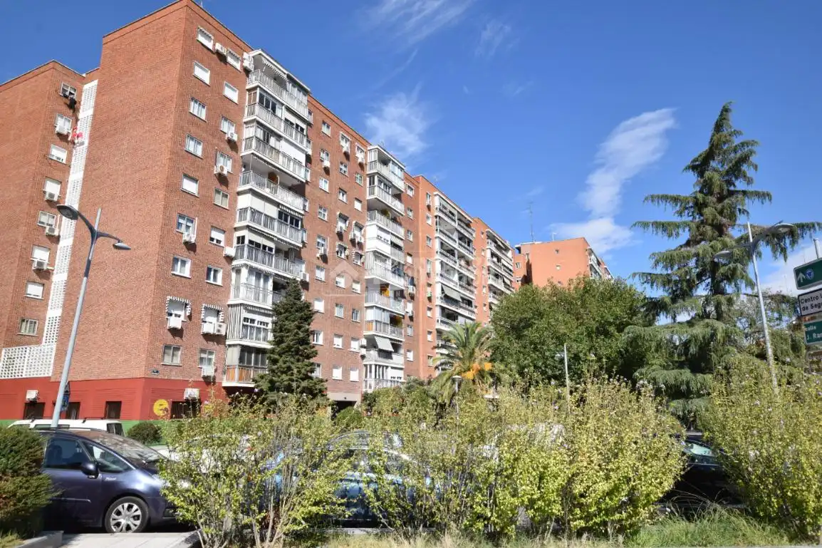 Vista exterior de Pis en venda en Alcorcón