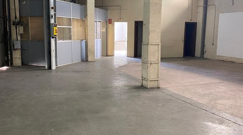 Foto 3 von Fabrikhallen zur Miete in Centre, L'Hospitalet de Llobregat