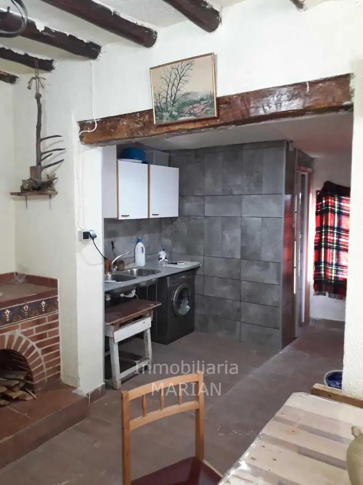 Cocina de Finca rústica en venta en Fuentelcésped