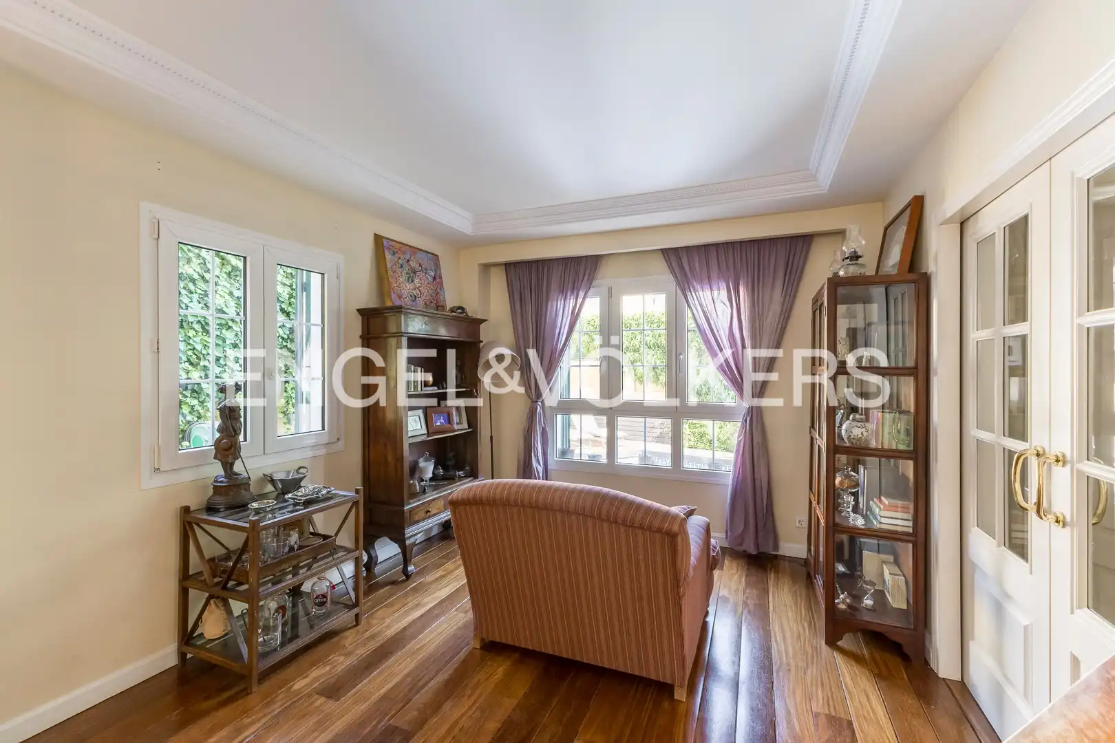 Sala de estar de Casa o chalet en venta en Madrid con Aire acondicionado, Calefacción y Jardín privado
